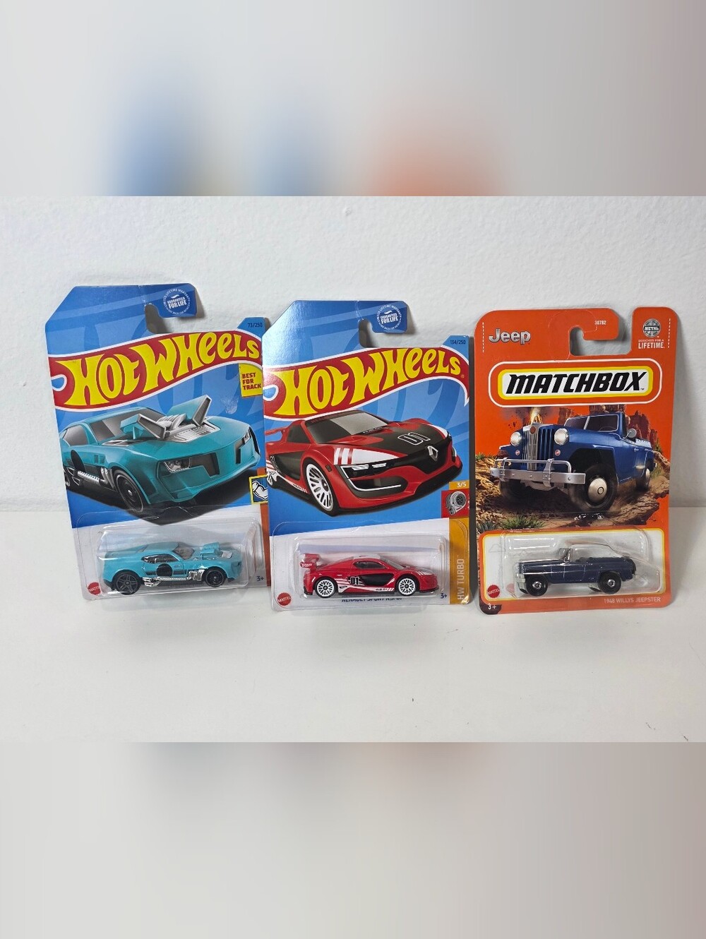 ☀️ Hot Wheels And Matchbox Cars 3 Pack
